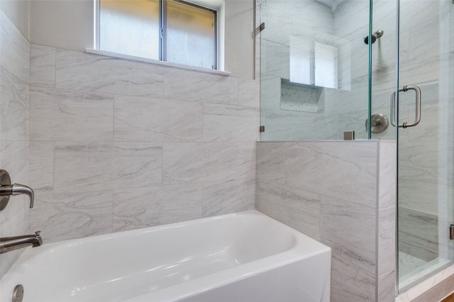 1113 Harvest Hill Lane, Lancaster, TX 75146