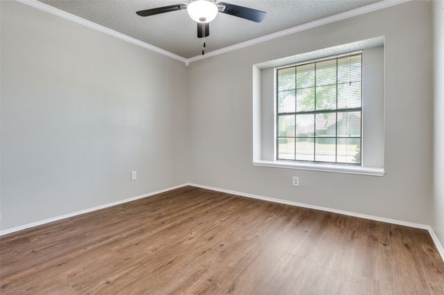 1113 Harvest Hill Lane, Lancaster, TX 75146