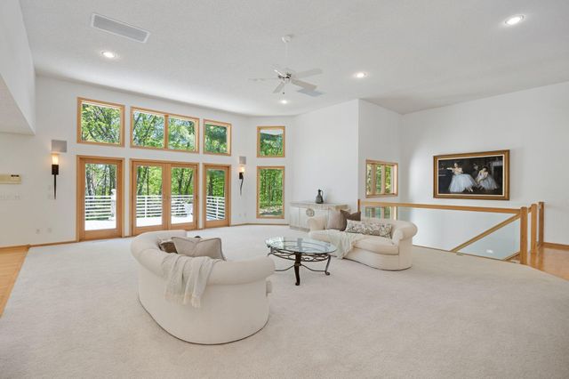 1650 N Farm Road, Long Lake, MN 55356