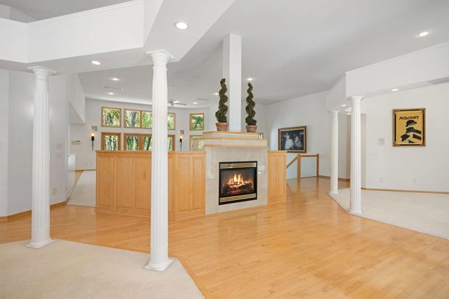 1650 N Farm Road, Long Lake, MN 55356