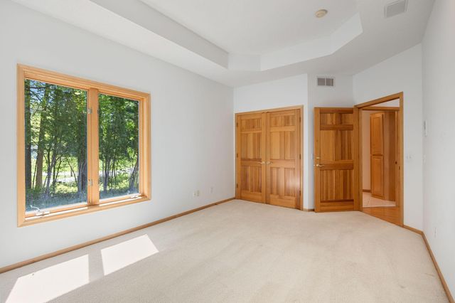 1650 N Farm Road, Long Lake, MN 55356