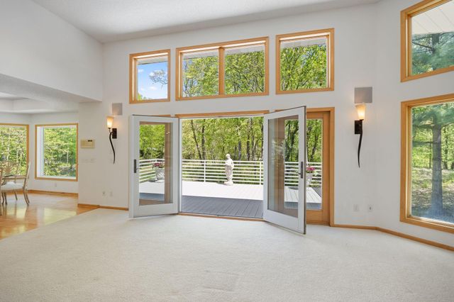 1650 N Farm Road, Long Lake, MN 55356