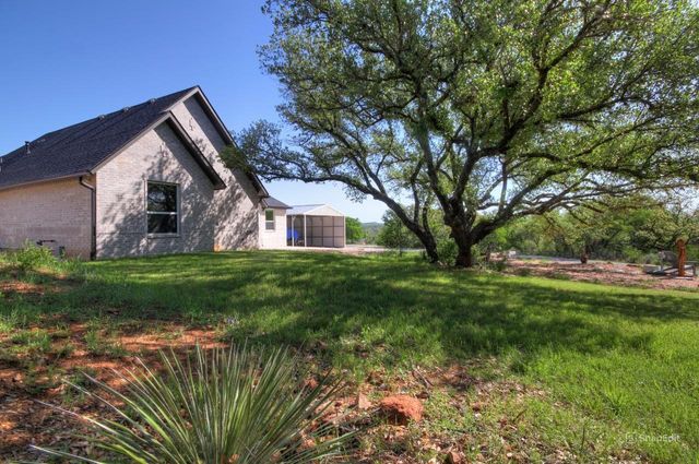 283 Calle Cortez DR, Buchanan Dam, TX 78609