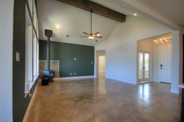 283 Calle Cortez DR, Buchanan Dam, TX 78609