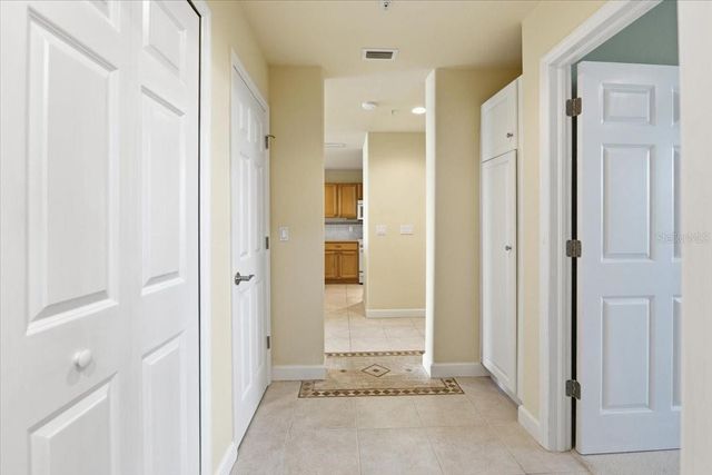 10045 LINKS LANE 203, Rotonda West, FL 33947