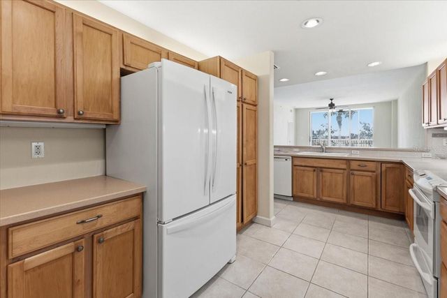 10045 LINKS LANE 203, Rotonda West, FL 33947