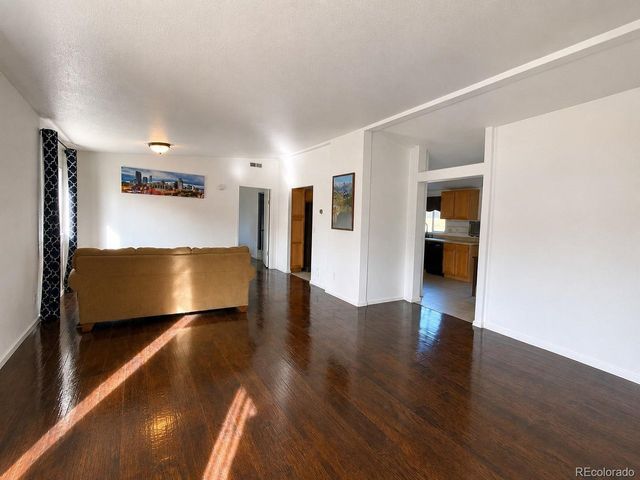 611 W 4th Ave, Denver, CO 80223