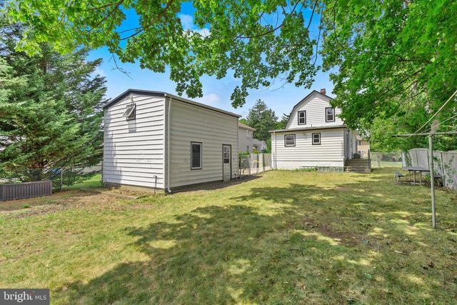 1857 SPRUCE ST, Hamilton, NJ 08610