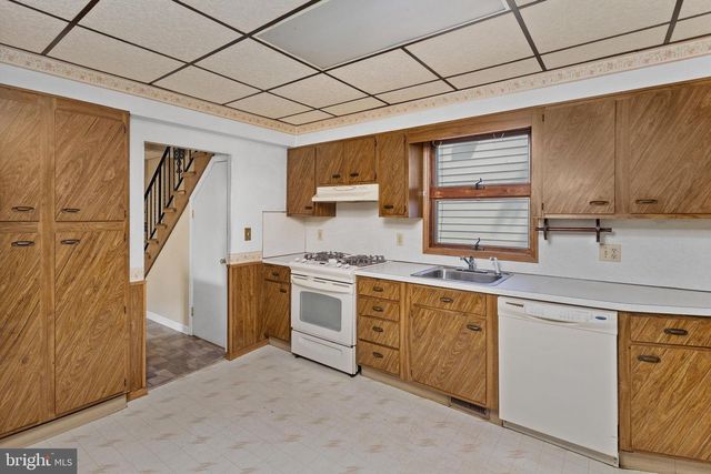 1857 SPRUCE ST, Hamilton, NJ 08610