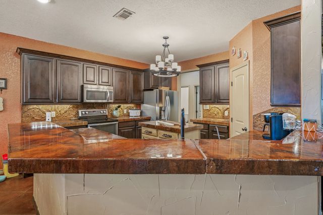 104 Canter Lane Drive, Stephenville, TX 76401
