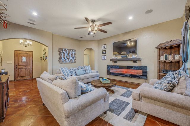 104 Canter Lane Drive, Stephenville, TX 76401