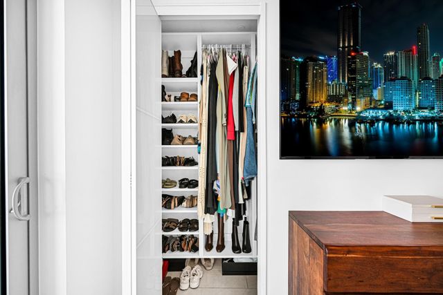 2000 Metropica Way 801, Sunrise, FL 33323