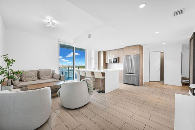 2000 Metropica Way 801, Sunrise, FL 33323