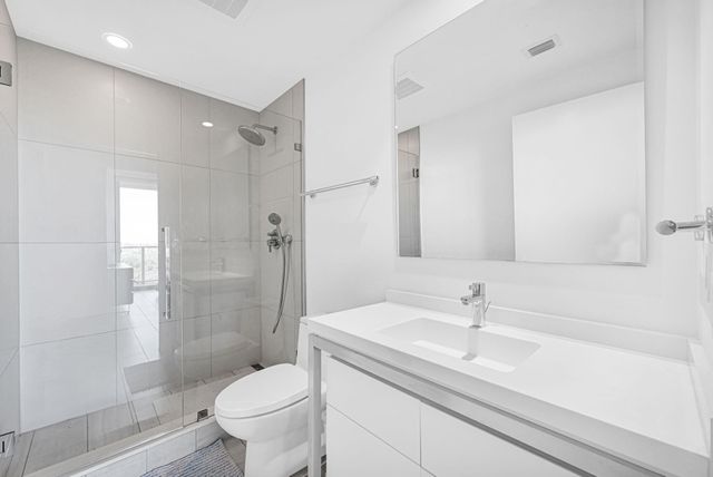 2000 Metropica Way 801, Sunrise, FL 33323