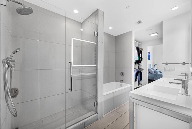 2000 Metropica Way 801, Sunrise, FL 33323