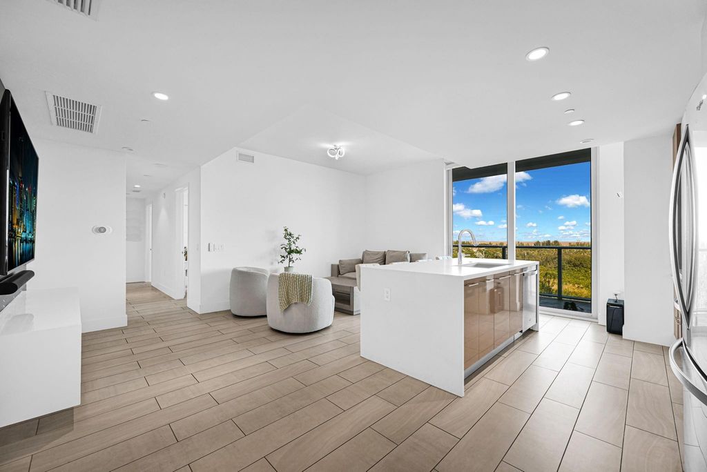 2000 Metropica Way 801, Sunrise, FL 33323