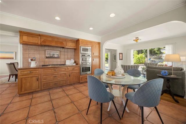 907 Harmony Lane, Fullerton, CA 92831