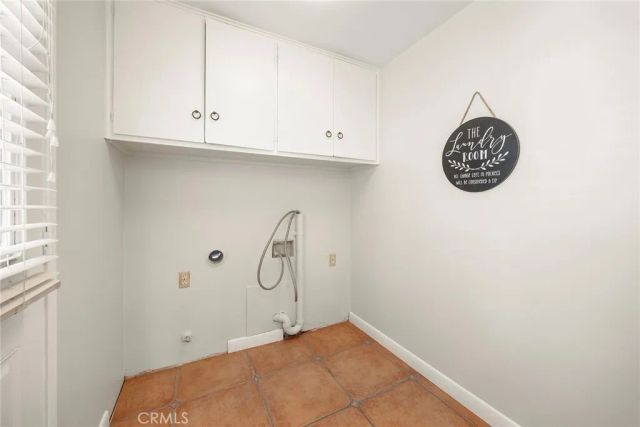 907 Harmony Lane, Fullerton, CA 92831