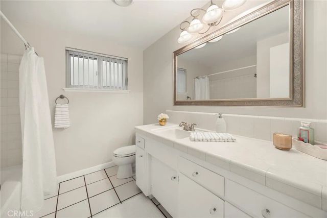 907 Harmony Lane, Fullerton, CA 92831