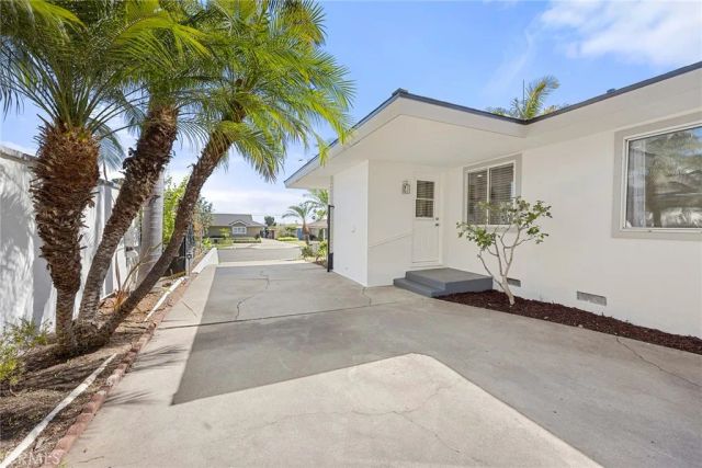 907 Harmony Lane, Fullerton, CA 92831