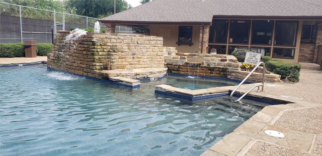 1200 Calico Lane 820, Arlington, TX 76011