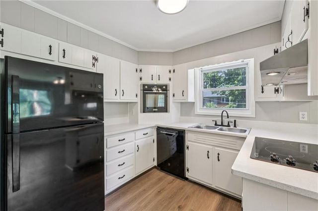 1520 Brewer SW Boulevard, Atlanta, GA 30310