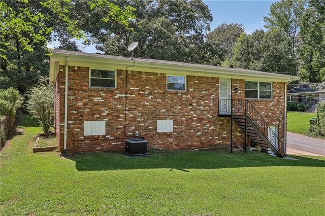 1520 Brewer SW Boulevard, Atlanta, GA 30310