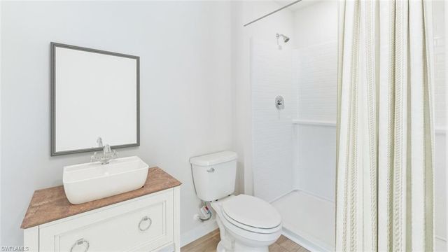 387 RADIANT SUN LN, Lehigh Acres, FL 33936