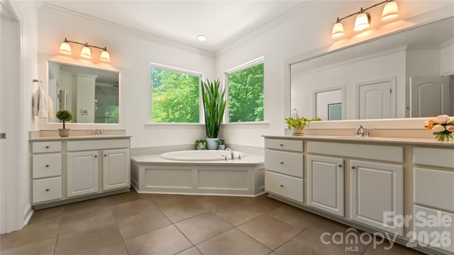 12835 Elkhorn Drive, Charlotte, NC 28278