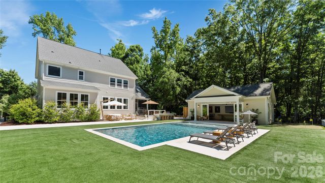 12835 Elkhorn Drive, Charlotte, NC 28278