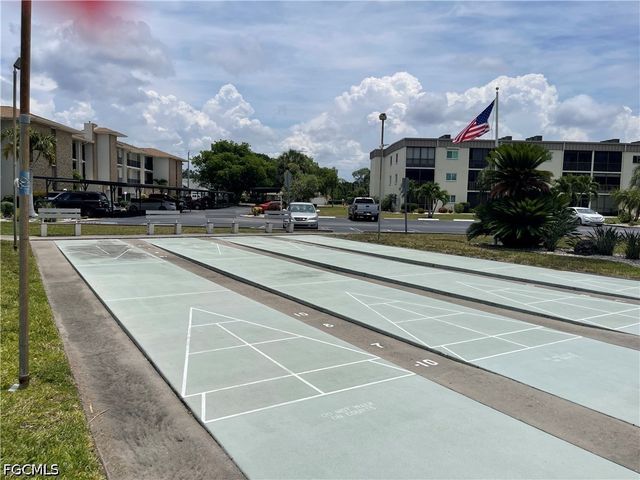 2079 Barkeley LN 19, Fort Myers, FL 33907