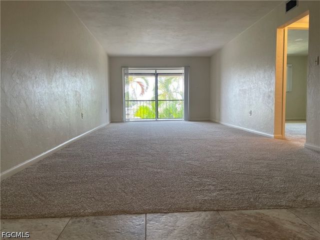 2079 Barkeley LN 19, Fort Myers, FL 33907