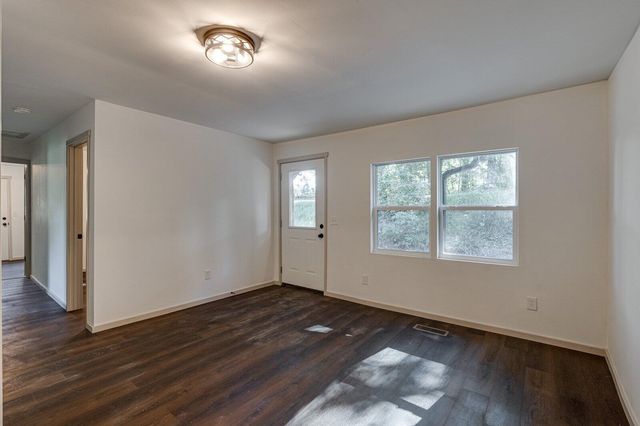 22 Ridgeland Circle, Rossville, GA 30741