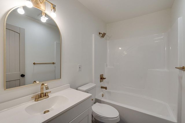 22 Ridgeland Circle, Rossville, GA 30741