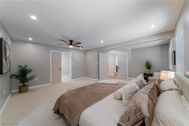 2124 Lamberton Road, Cleveland Heights, OH 44118