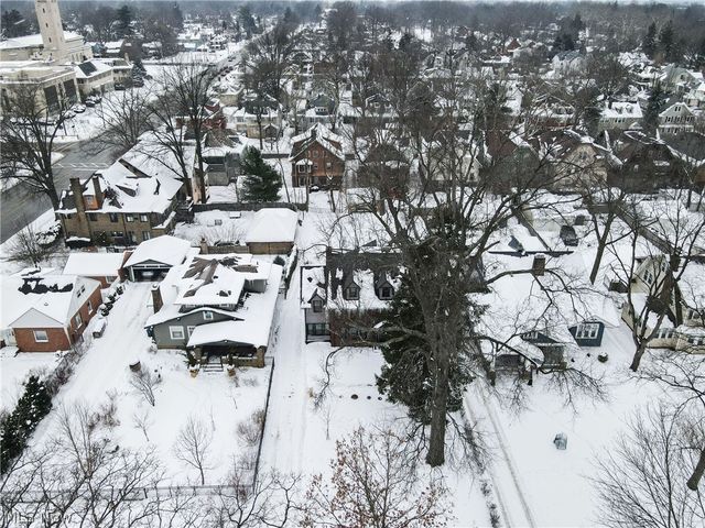 2124 Lamberton Road, Cleveland Heights, OH 44118