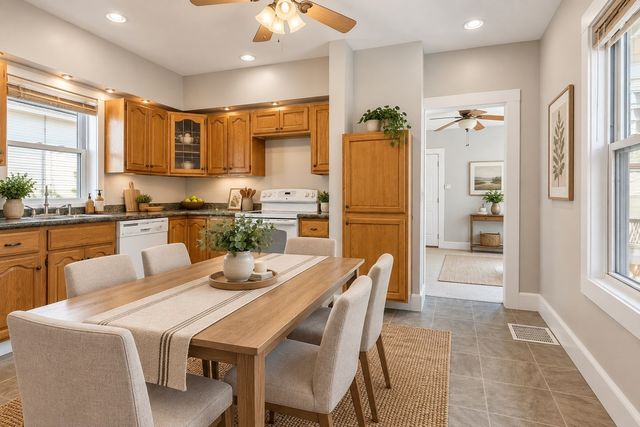 155 Pond St, Leominster, MA 01453