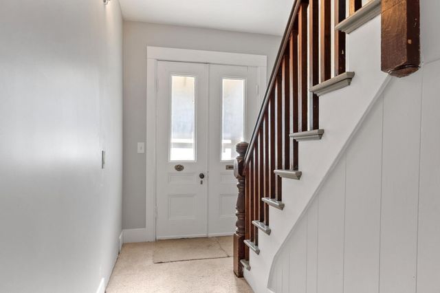 155 Pond St, Leominster, MA 01453