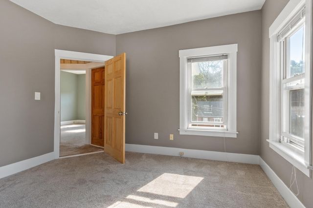 155 Pond St, Leominster, MA 01453