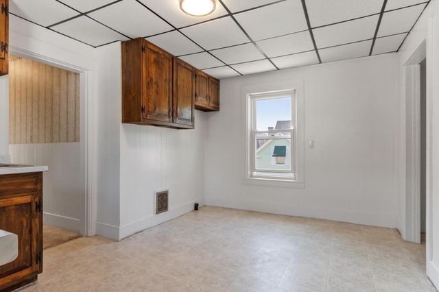 155 Pond St, Leominster, MA 01453