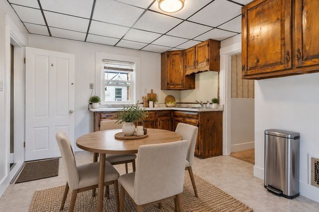 155 Pond St, Leominster, MA 01453