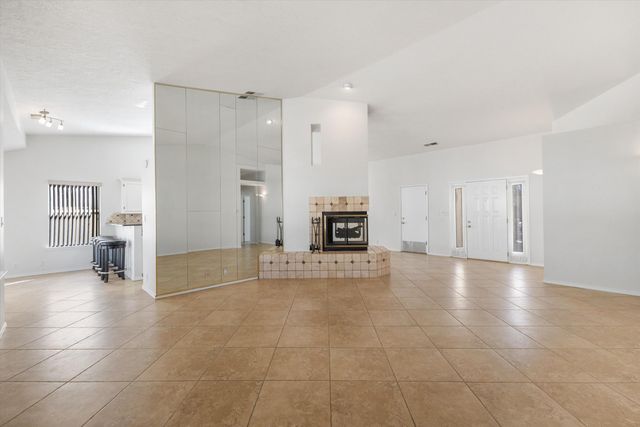 7809 Morris Rippel Place NE, Albuquerque, NM 87122