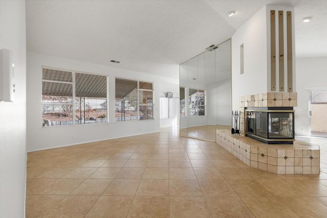 7809 Morris Rippel Place NE, Albuquerque, NM 87122