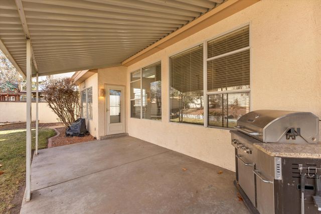 7809 Morris Rippel Place NE, Albuquerque, NM 87122