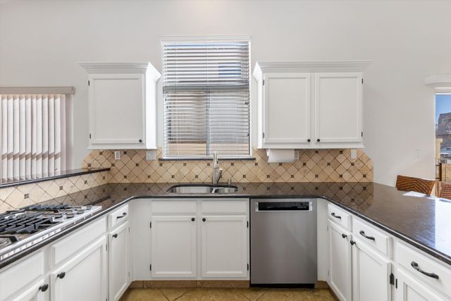 7809 Morris Rippel Place NE, Albuquerque, NM 87122