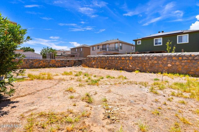 3148 BLUE DIRT, El Paso, TX 79938