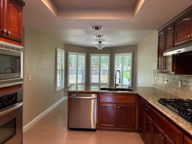 2563 Carla Dr, Placerville, CA 95667