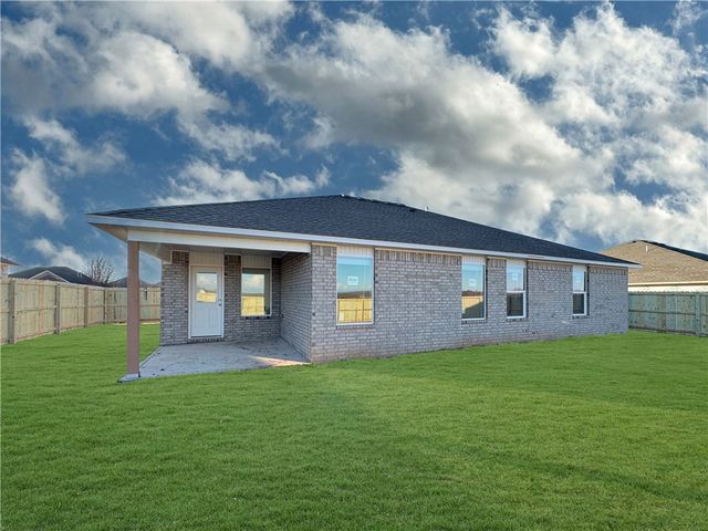 213 Ruggles Street, Pea Ridge, AR 72751