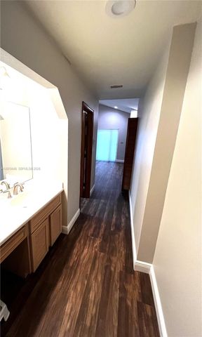 297 NW 104th Avenue, Coral Springs, FL 33071