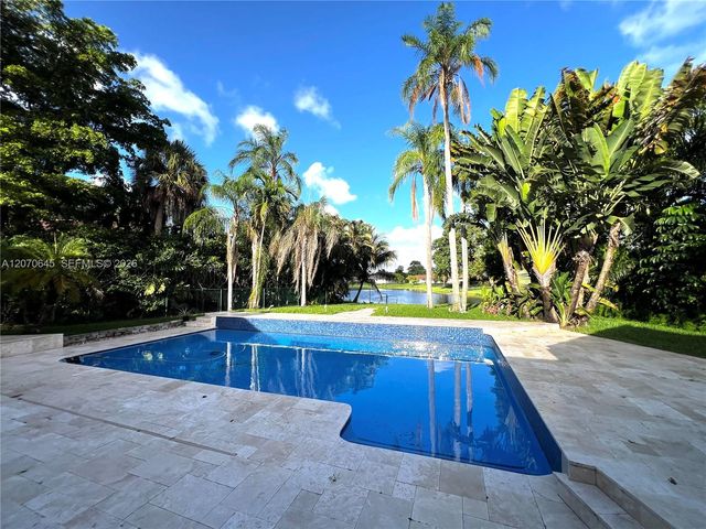 297 NW 104th Avenue, Coral Springs, FL 33071